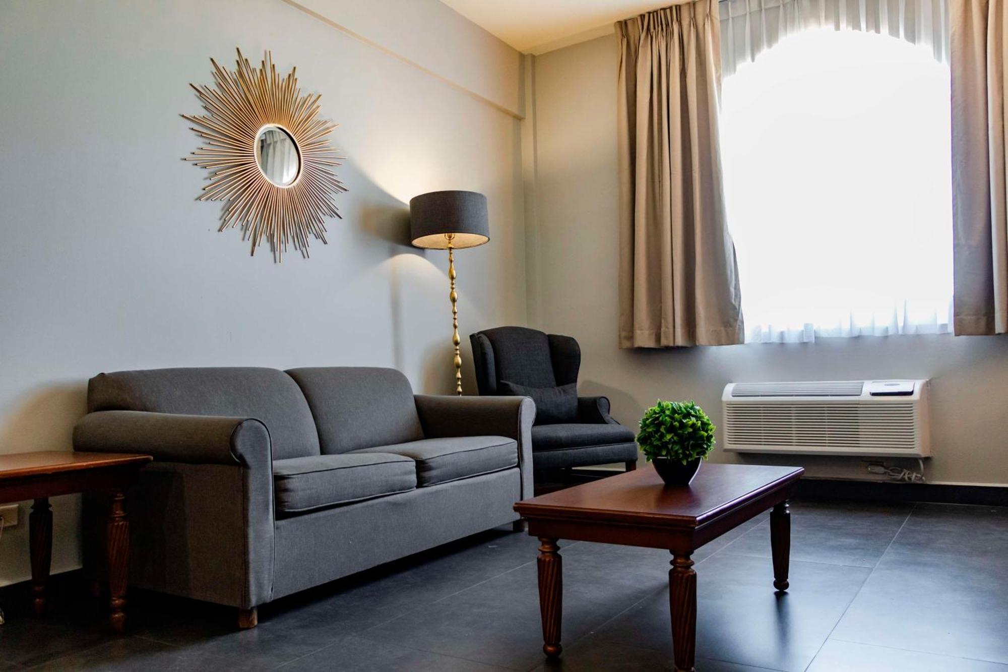 Best Western Plus Лос-Мочіс Екстер'єр фото